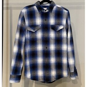 American Eagle Men's Blue & Black Plaid Flannel Shirt - Size‎ Small Classic Fit